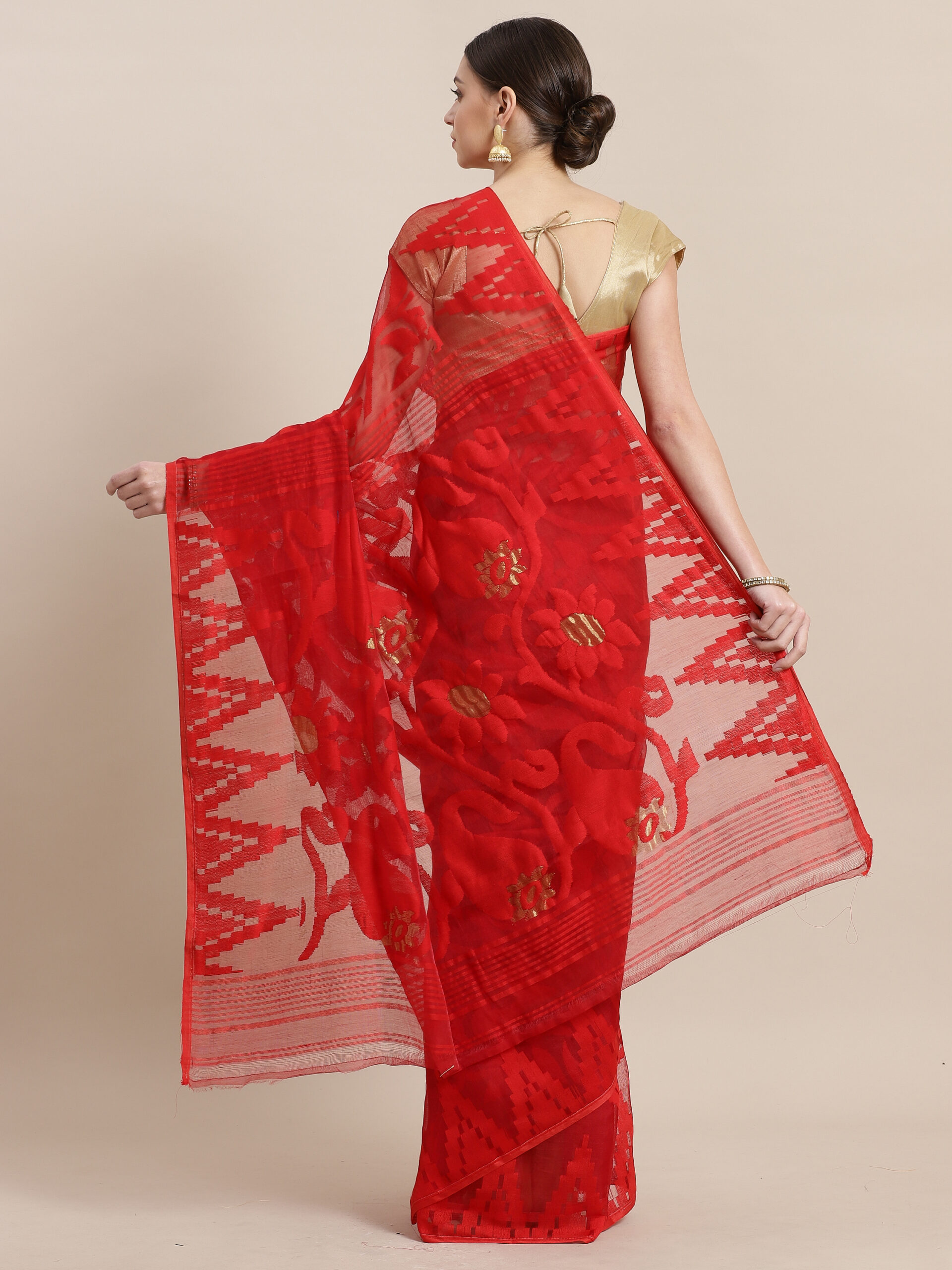 01-02-2020 Myntra03528