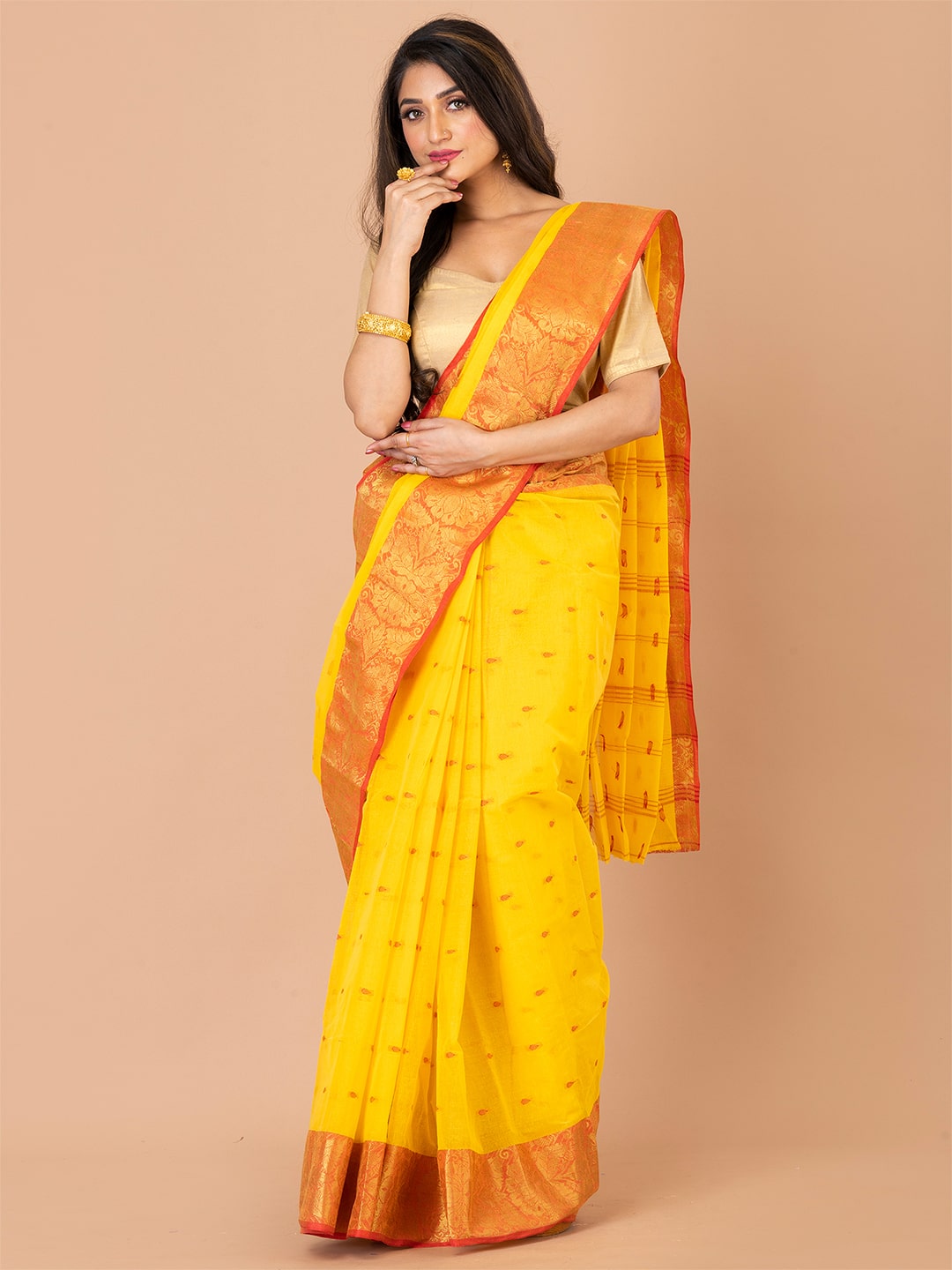 1_0001s_0004s_0002_1_0001s_0156_1_0004s_0002_DSC05406-min