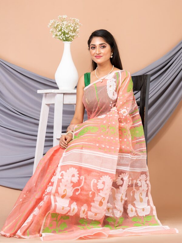 1_0061_2_0010s_0003_DSC06457-min