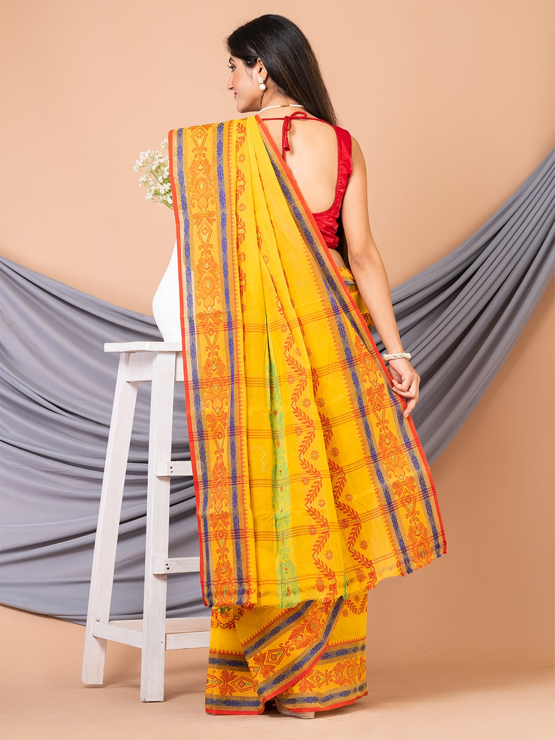 1_0087_2_0005s_0002_DSC06484-min