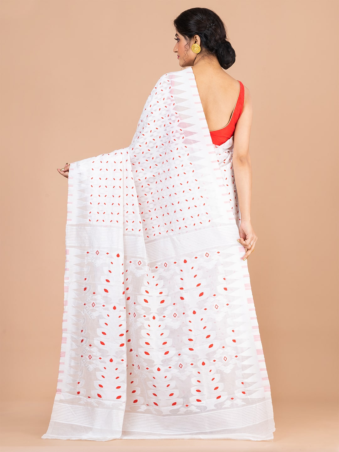 1_0186_HR 2_0001s_0004_DSC00334-min